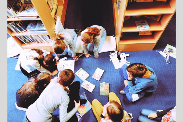 Školní knihovna_v klubu_VF (2)